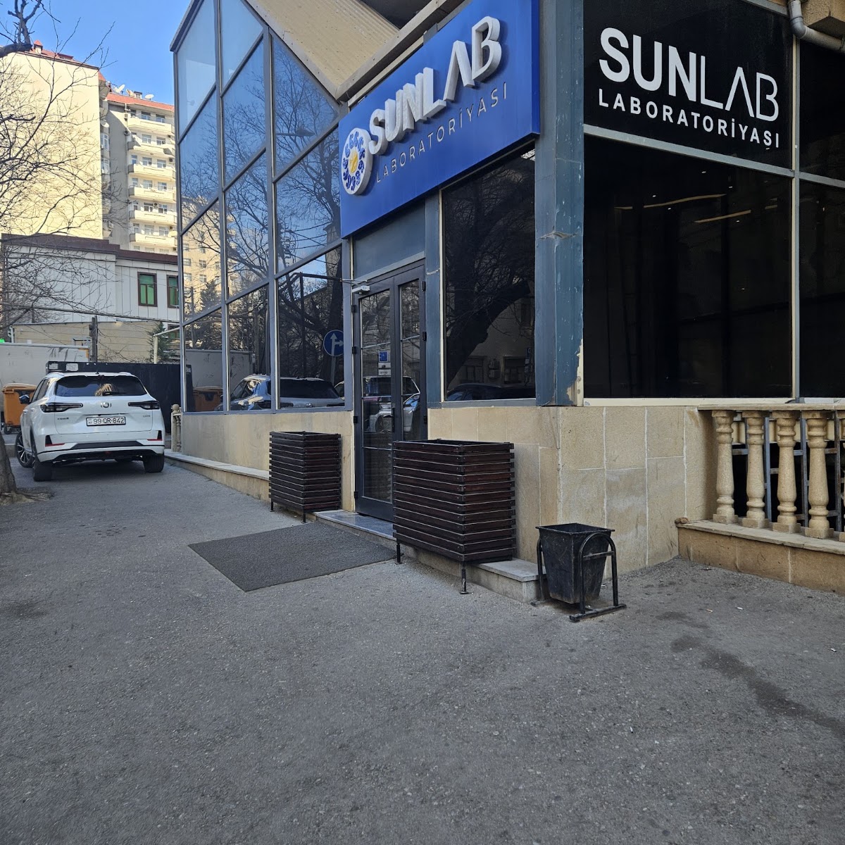 SunLab Laboratoriya (Mərkəz)